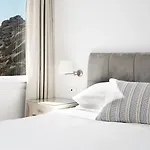 Paradise View 3*