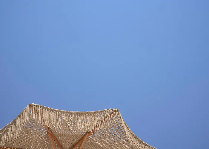 Hotel Paradise View 3*